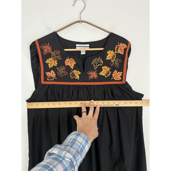 Go Softly Patio Women's Dress L Embroidered Fall Leaves Snap Button Kaftan Mumu - Picture 8 of 8